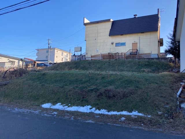 西１６条南６丁目【若葉小学校・第八中学校まで徒歩約８分！】 内観