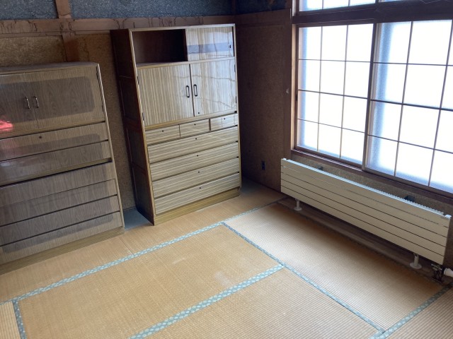 西１５条南１２丁目【約１４０坪の広々とした敷地！】 内観