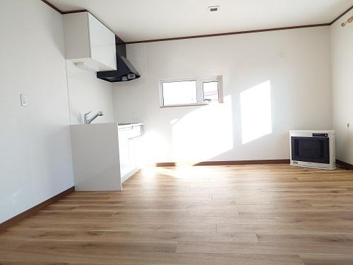 札内北栄町　リフォーム済み二世帯住宅 内観