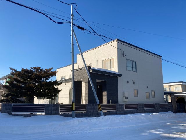 西１６条南４丁目【８ＬＤＫの中古住宅！二世帯住宅です♪】 内観