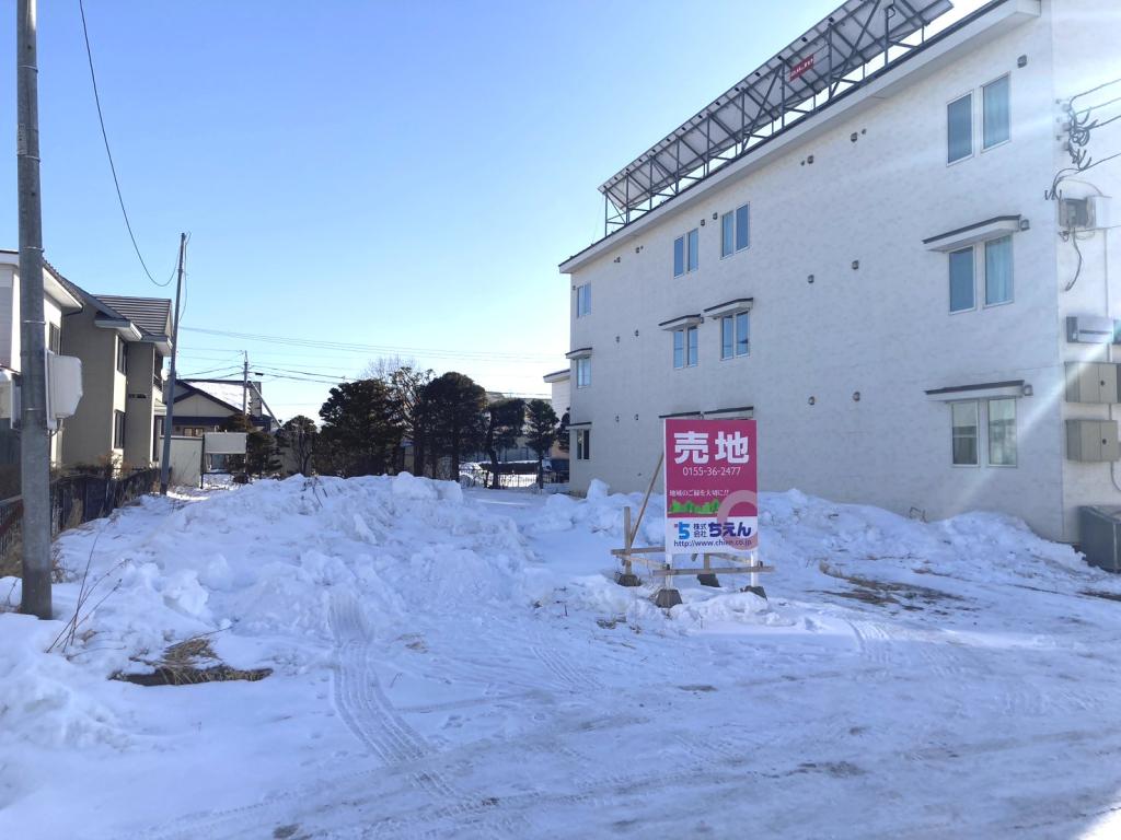 西１３条南２丁目【敷地ゆったり約１０５坪あります♪】 内観