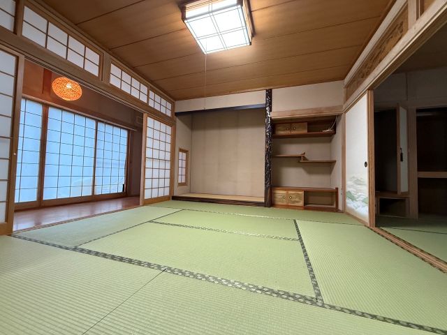 西２１条南４丁目【南東角地！西帯エリアの３ＬＤＫ平家建て！】 内観