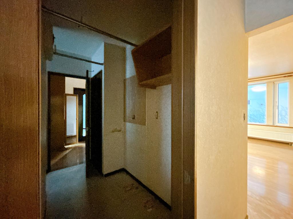 【リフォーム中】帯広市西６条南40丁目　 内観