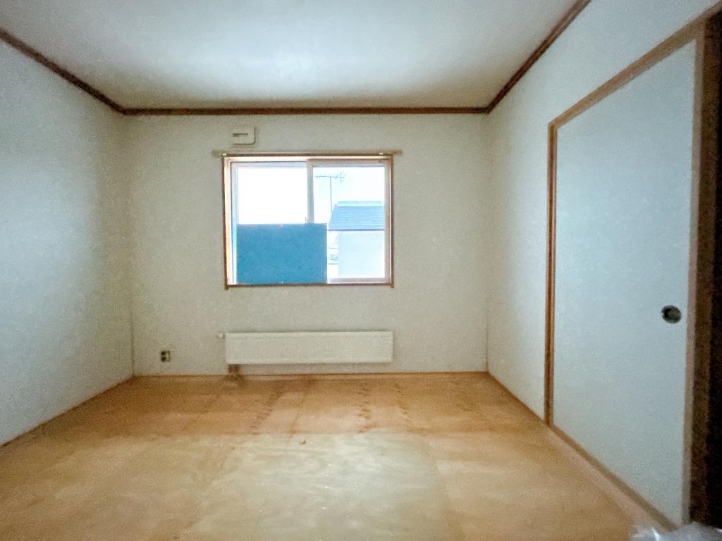 【リフォーム中】帯広市西６条南40丁目　 内観