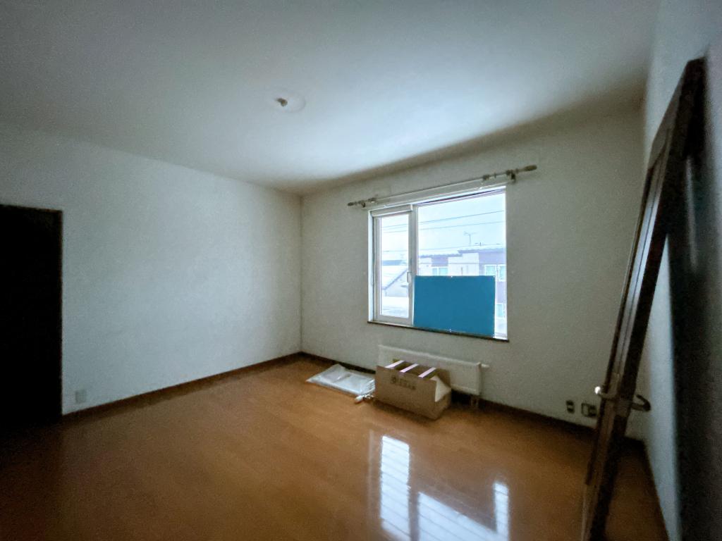 【リフォーム中】帯広市西６条南40丁目　 内観