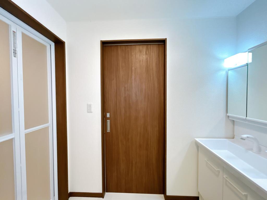 【リフォーム済】河西郡芽室町東８条３丁目 内観