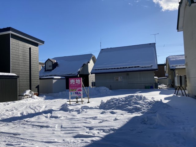 西２５条南３丁目【つつじが丘小学校まで徒歩約１０分！】 内観