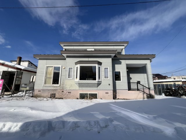 西１６条南３０丁目【南道路付き！広々５ＳＬＤＫ一戸建！】 内観