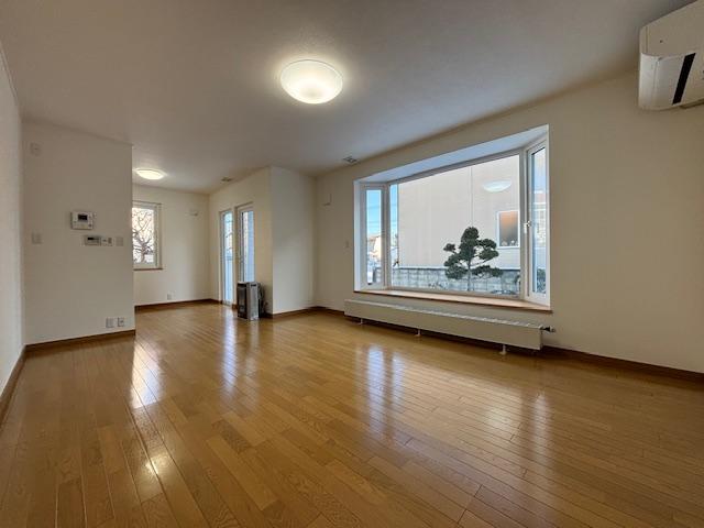 帯広市東１１条南４丁目　売中古住宅 内観