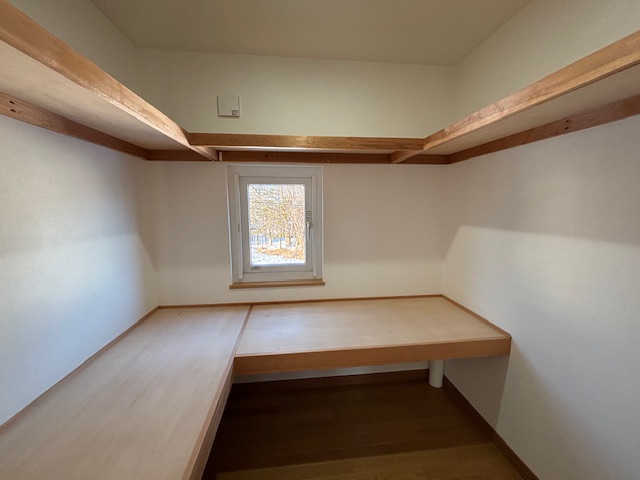 帯広市東１１条南４丁目　売中古住宅 内観