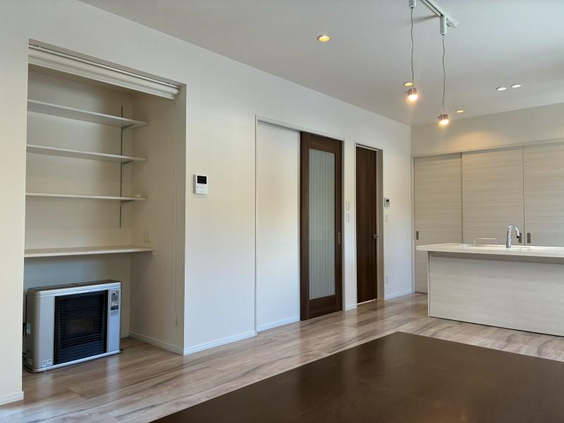 ※商談中※【東7南14】便利な立地のモダンな平屋【小・中学校徒歩10分圏内】 内観