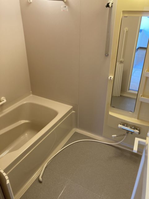 西１７条南５丁目【北東角地！敷地面積約１８０坪！】 内観