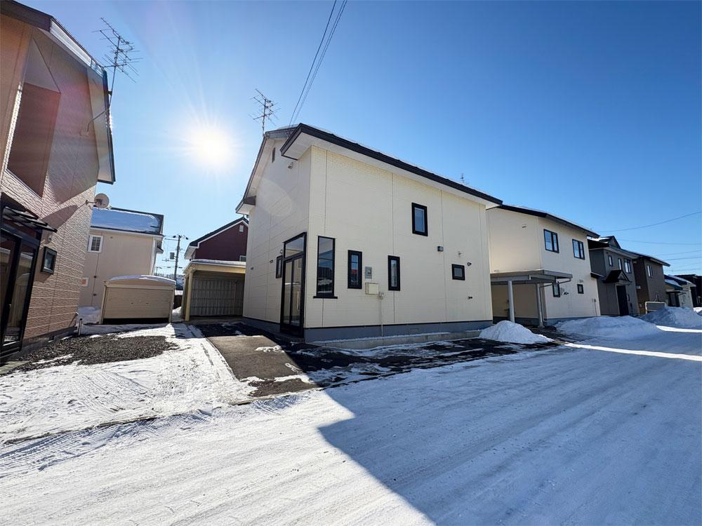 白人小区域　札内青葉町 4SLDK中古住宅 内観