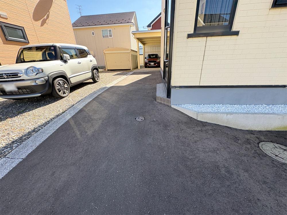 白人小区域　札内青葉町 4SLDK中古住宅 内観