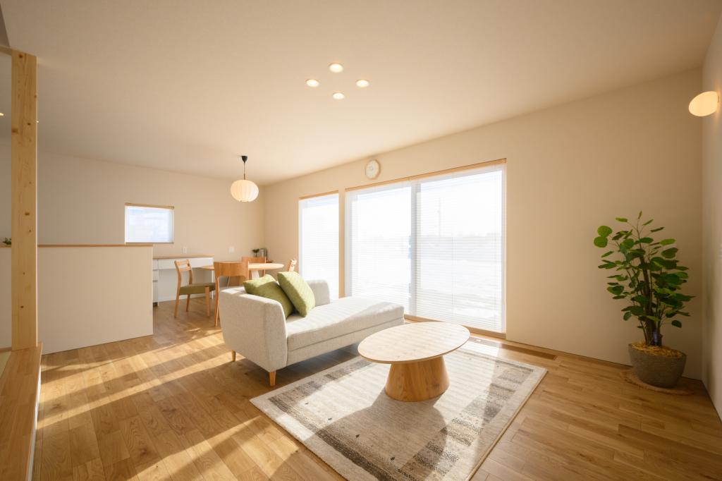 ★売物件：大空タウンモデルハウス 内観