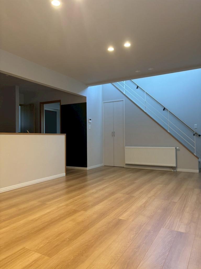 【中古住宅】　帯広市西6条南33丁目　角地　エコジョーズ仕様 内観