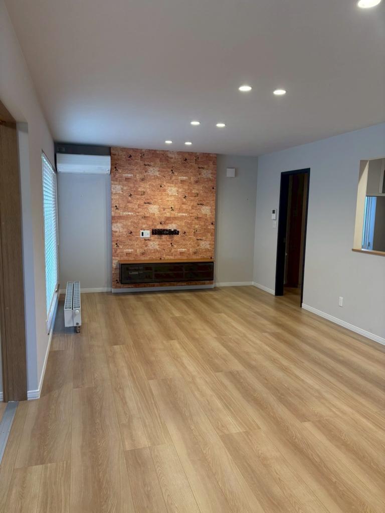 【中古住宅】　帯広市西6条南33丁目　角地　エコジョーズ仕様 内観