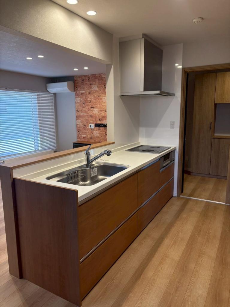 【中古住宅】　帯広市西6条南33丁目　角地　エコジョーズ仕様 内観