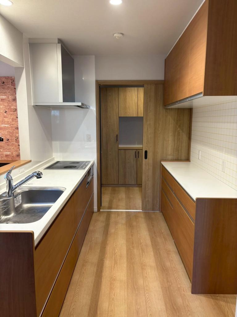 【中古住宅】　帯広市西6条南33丁目　角地　エコジョーズ仕様 内観