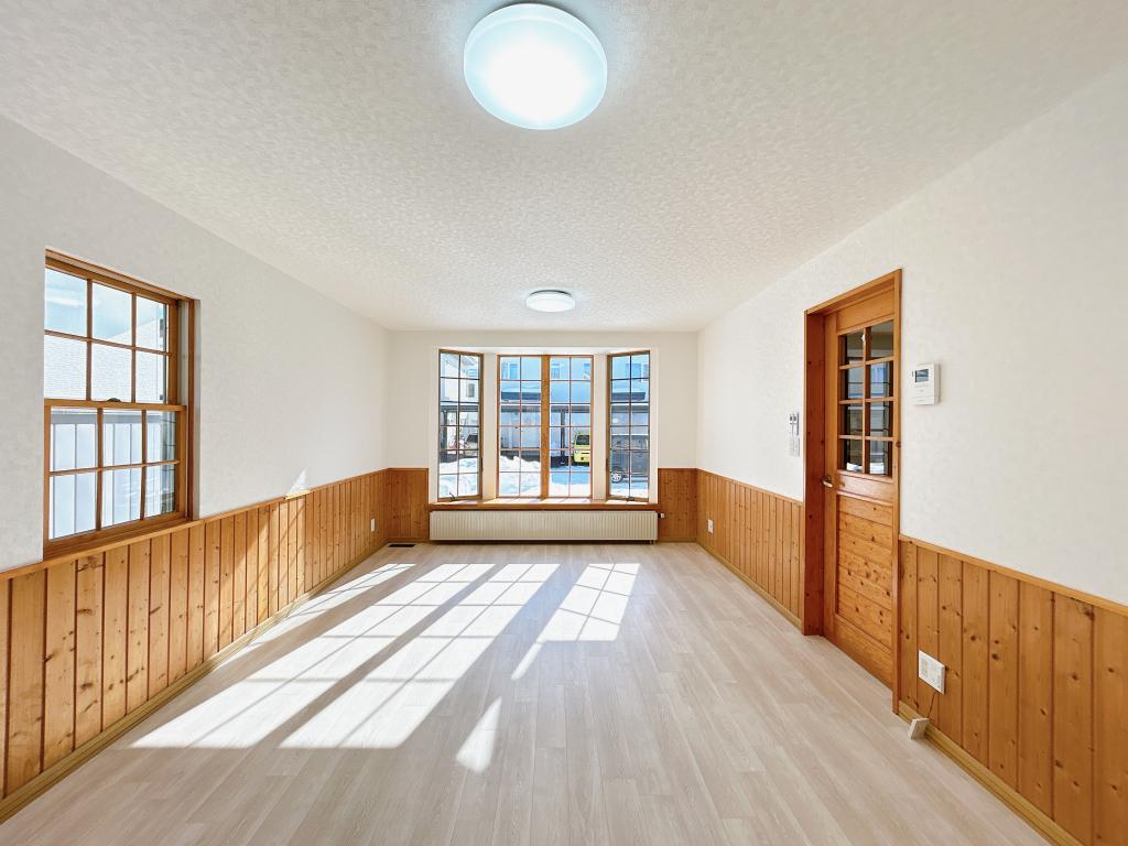 【リフォーム済】幕別町札内北町130-18 内観