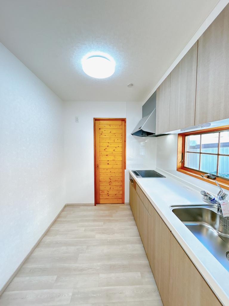 【リフォーム済】幕別町札内北町130-18 内観