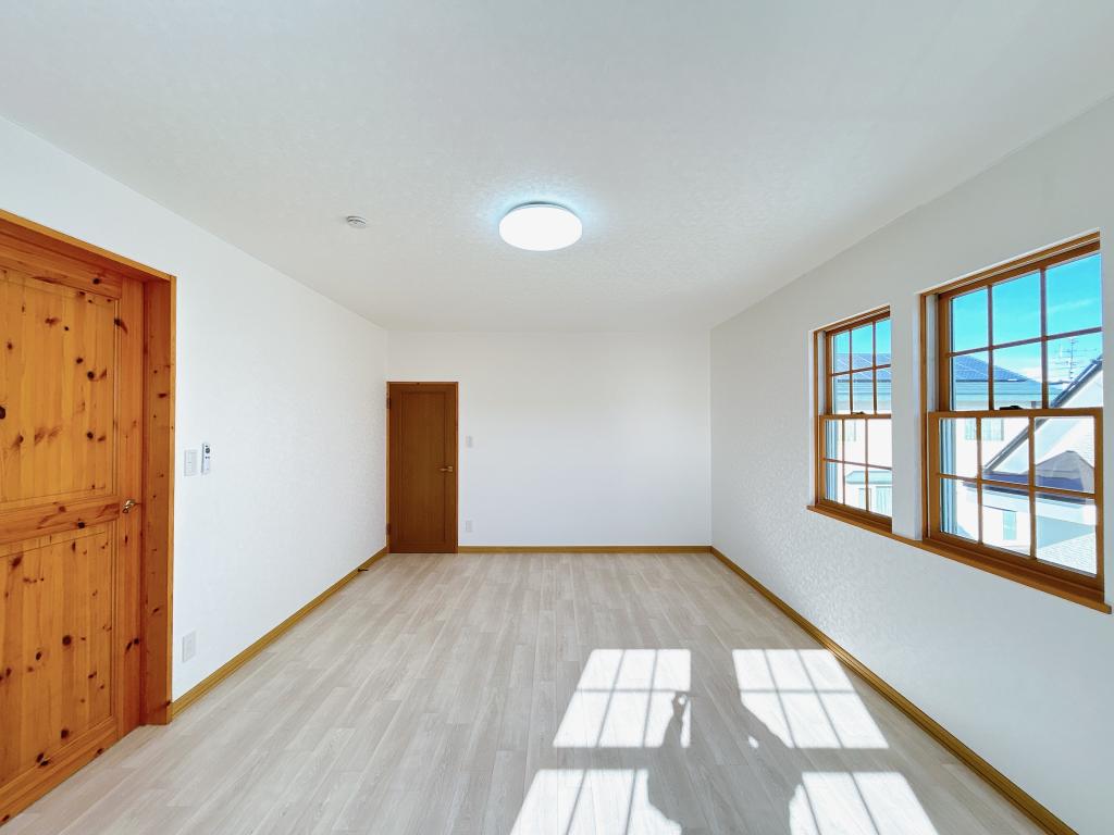 【リフォーム済】幕別町札内北町130-18 内観