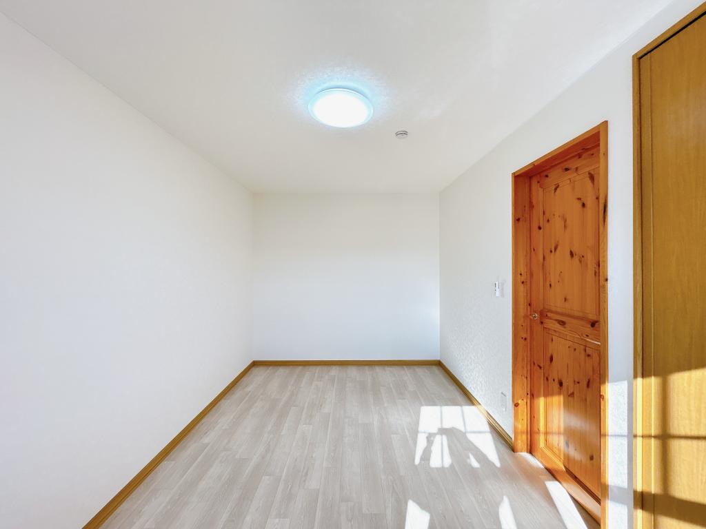 【リフォーム済】幕別町札内北町130-18 内観