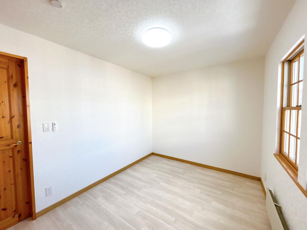 【リフォーム済】幕別町札内北町130-18 内観