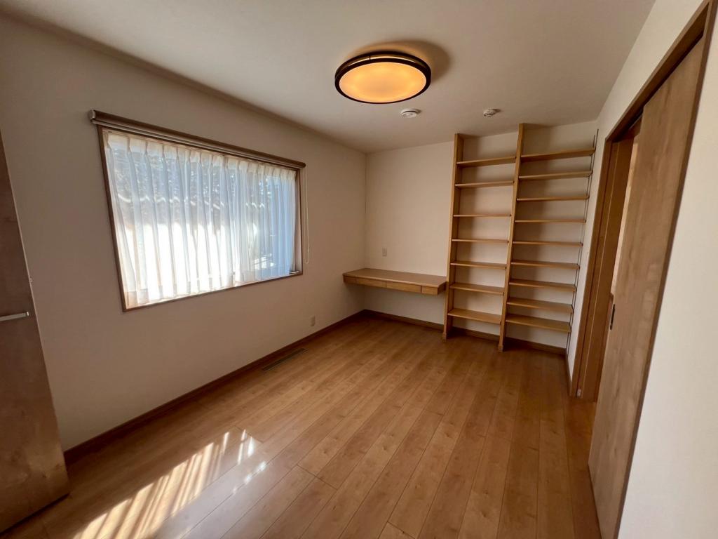 【価格改定】築11年♪　南東角地♪　大樹町緑町14_中古住宅 内観