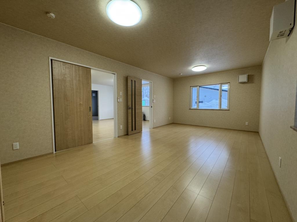 帯広市大空町3丁目　新築平屋 内観