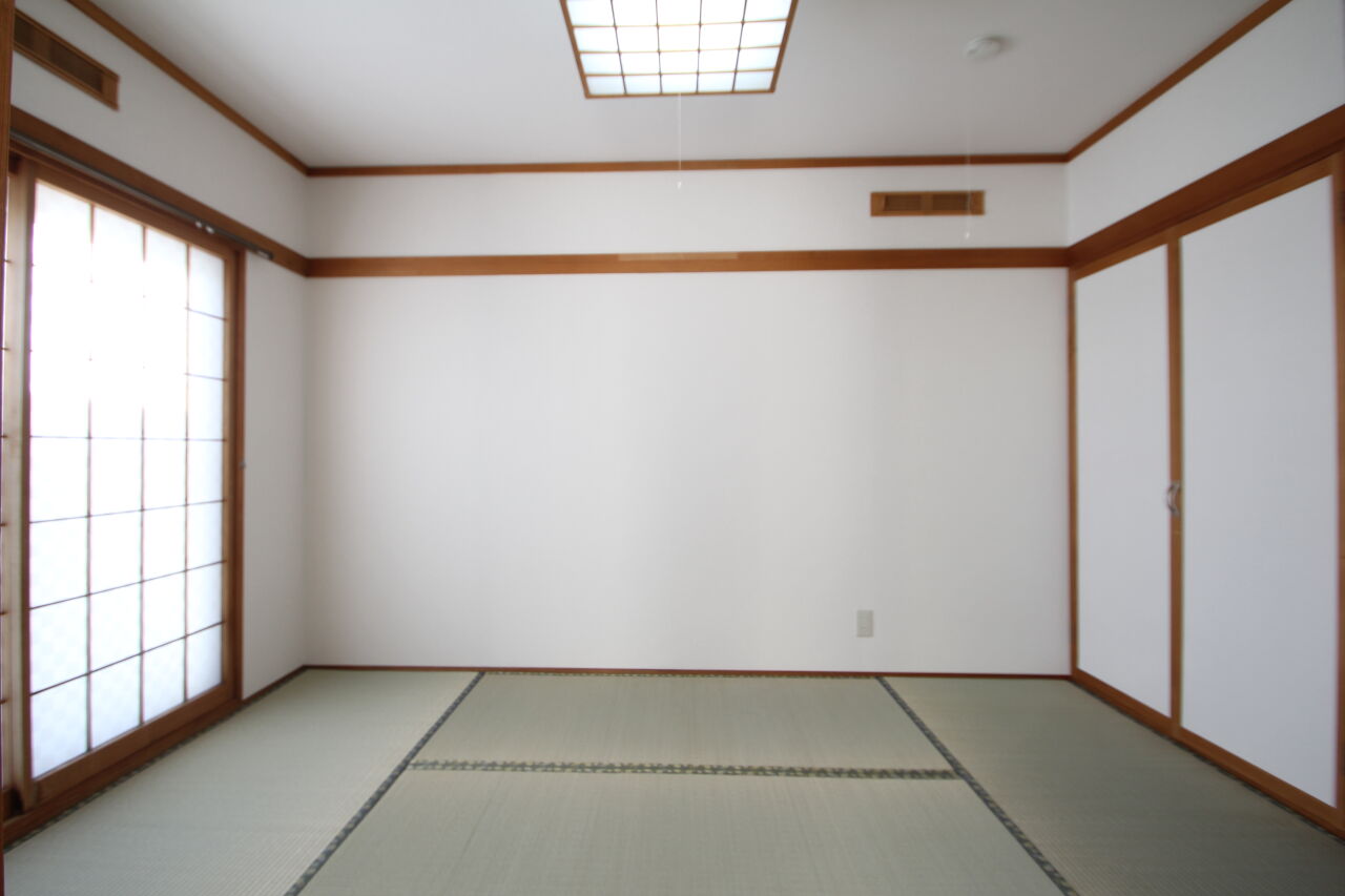 【価格改定】西二十一条南５丁目　リフォーム住宅 内観