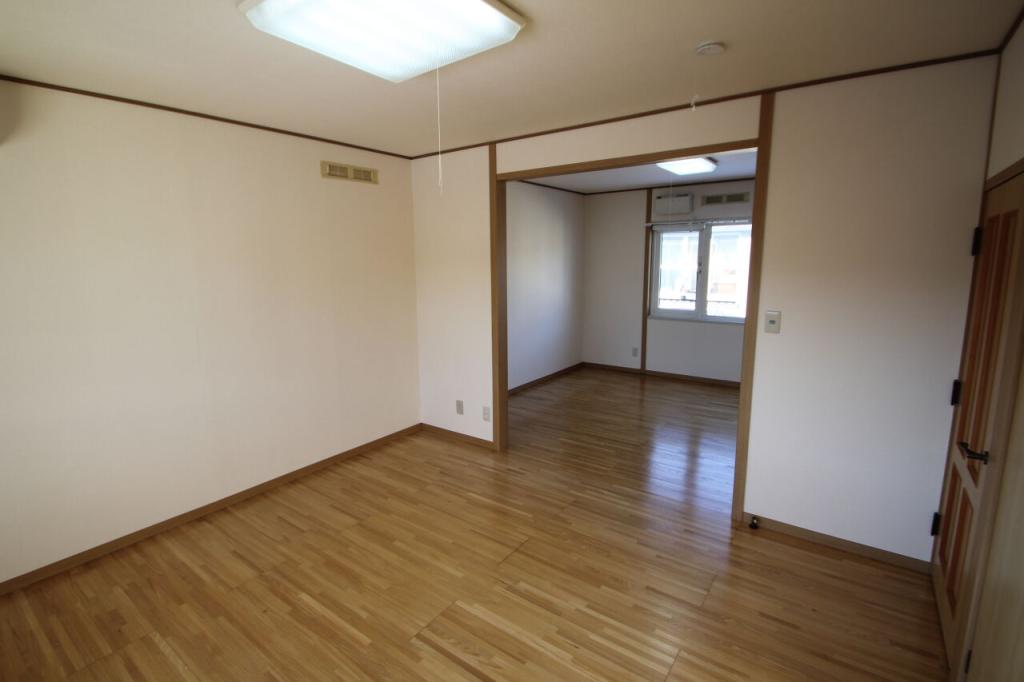 【価格改定】西二十一条南５丁目　リフォーム住宅 内観