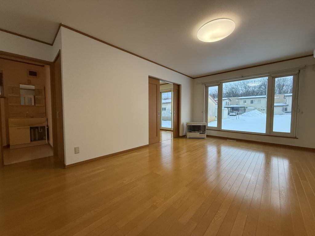 西17条南5丁目　若葉小学校区　平屋 内観