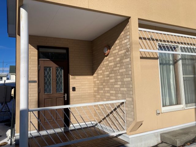 帯広市自由が丘７丁目【リフォーム完備でそのま即入居できます！！】 内観