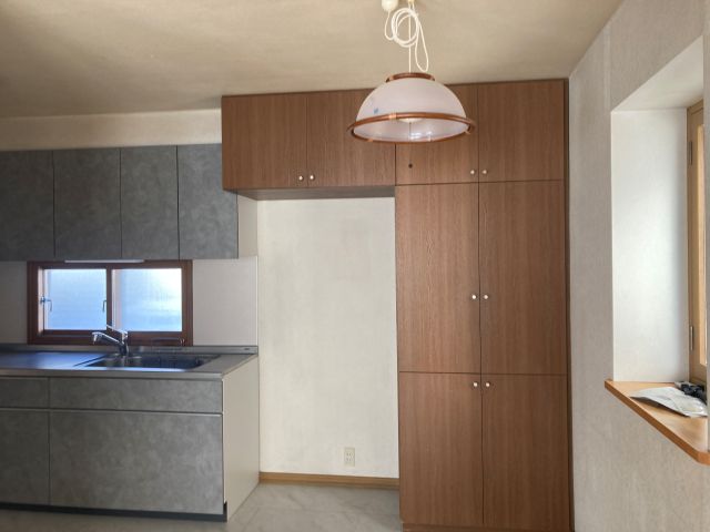 帯広市自由が丘７丁目【リフォーム完備でそのま即入居できます！！】 内観