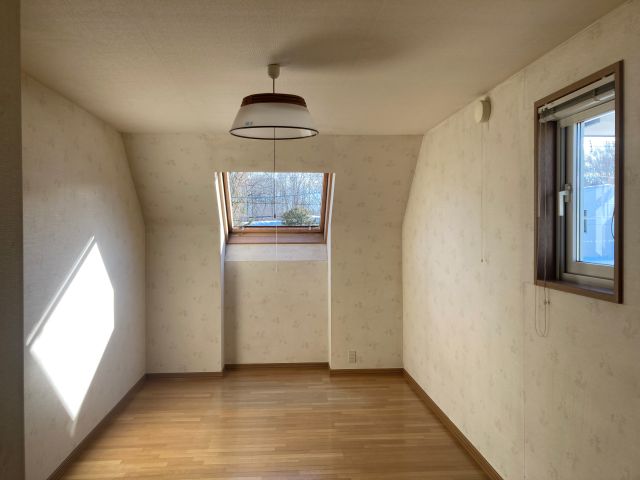 帯広市自由が丘７丁目【リフォーム完備でそのま即入居できます！！】 内観