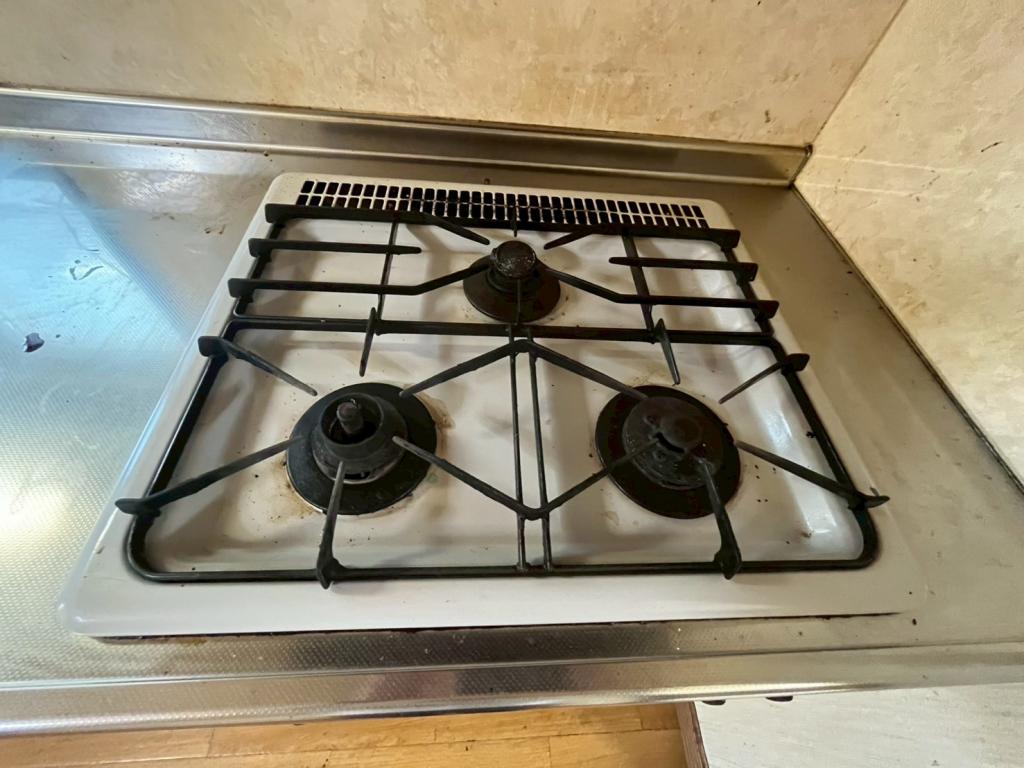 【中古住宅】　帯広市緑ヶ丘2条通　駐車2台可能　大型地下あり  内観