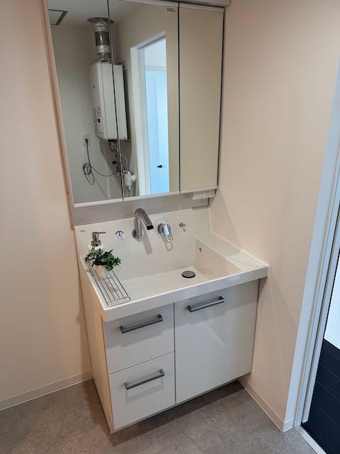 【内装・水回りフルリフォーム】ラポール中央公園504号室 内観