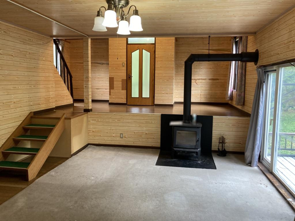 新得町字上佐幌西２線【お洒落なお家でスローライフ！】 内観