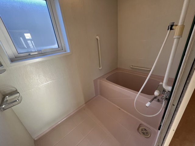 西２４条南１丁目【南道路付き！ファミリー層の多い住宅街！】 内観