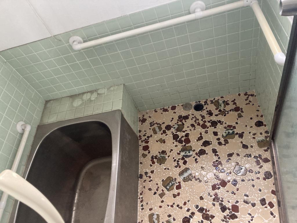 西１６条南３０丁目【南道路付き！リノベーション向け平家建！】 内観