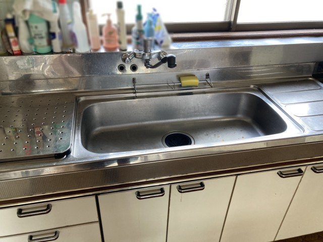 西１５条南１２丁目【約１４０坪の広々とした敷地！】 内観