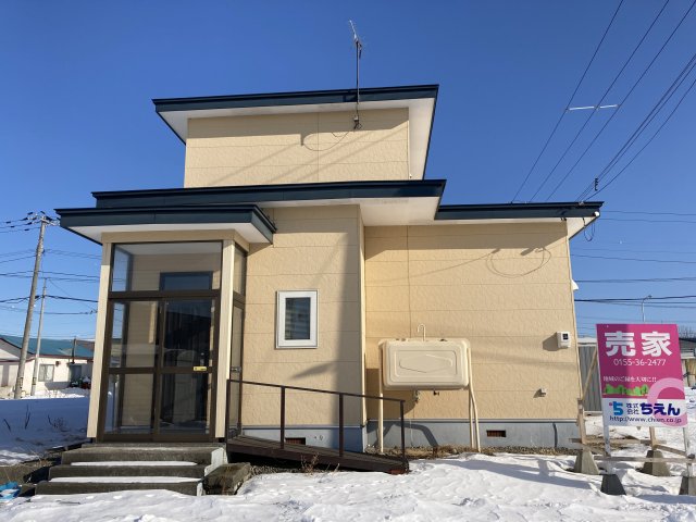 池田町字西２条１０【公園の目の前！開放的な立地です！】