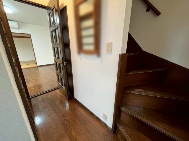 西２０条南５丁目【西エリアに４ＳＬＤＫの中古住宅登場！！】  内観