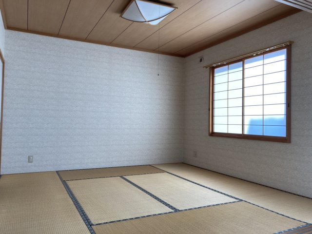 東１２条南８丁目【東エリアに平家の中古住宅登場！】  内観