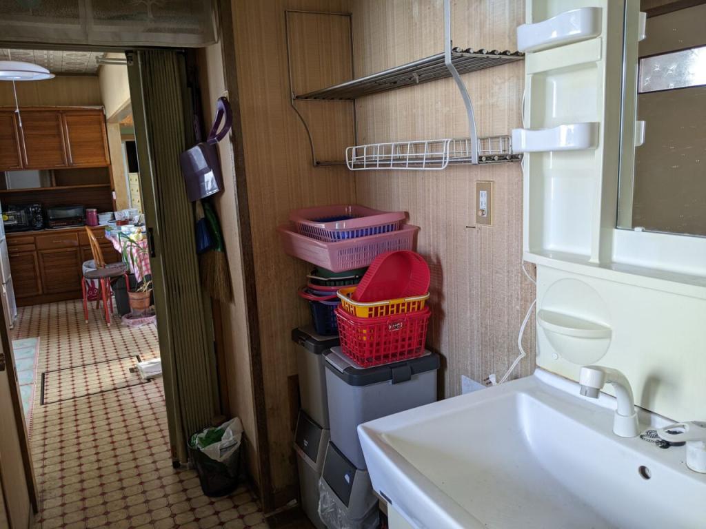 ※商談中※【写真追加】西１９条南５丁目　中古平屋 内観