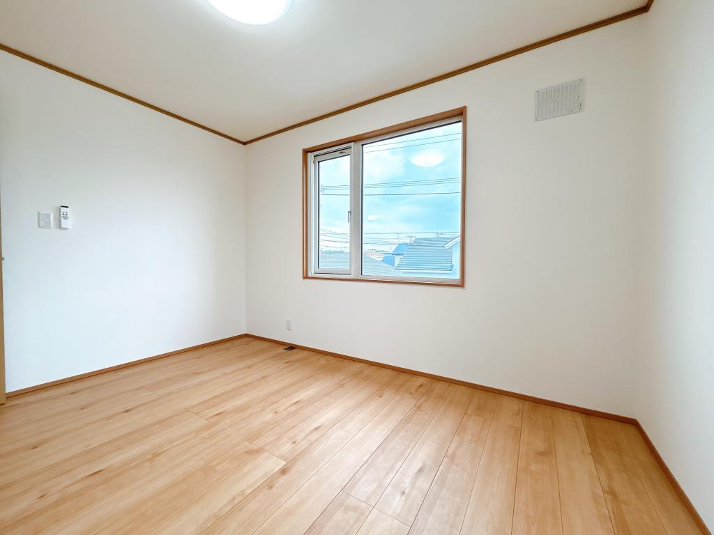 【リフォーム済】帯広市西23条南4丁目5-18  内観