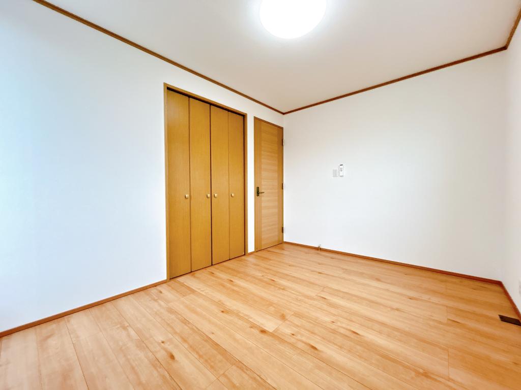 【リフォーム済】帯広市西23条南4丁目5-18  内観