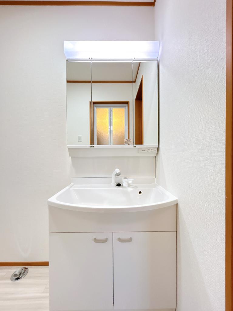 【リフォーム済】西23条南4丁目　4LDK 内観