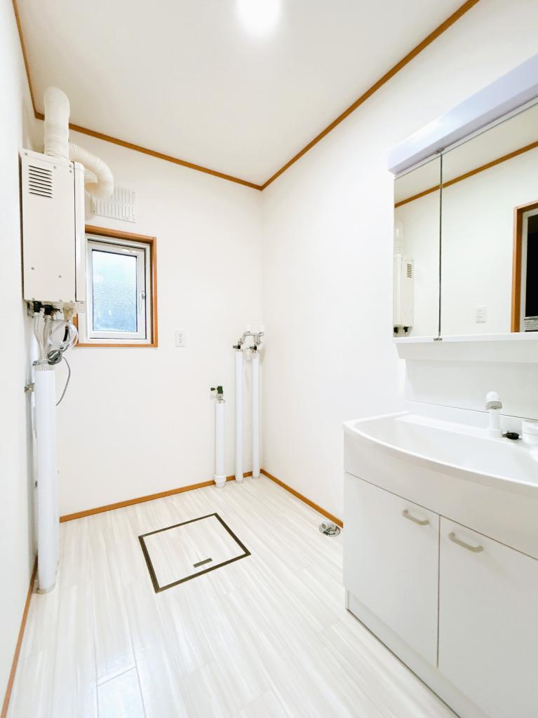 【リフォーム済】西23条南4丁目　4LDK 内観